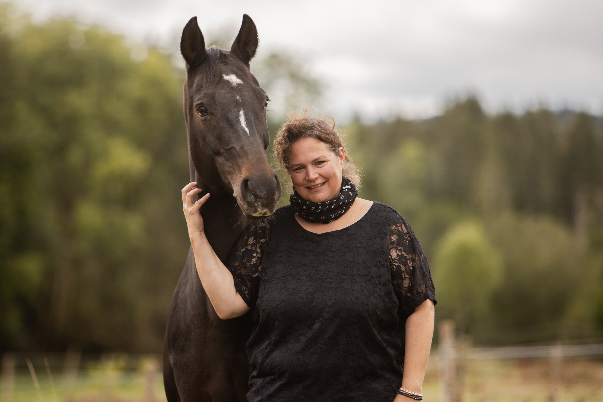 Begegnung mit dem Pferd im pferdegestützten Coaching